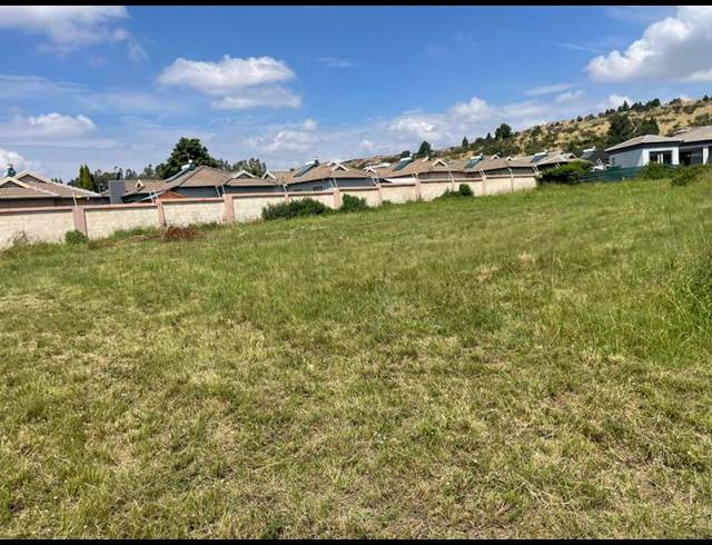 LAND FOR SALE IN MAGALIESBERG COUNTRY ESTATE
